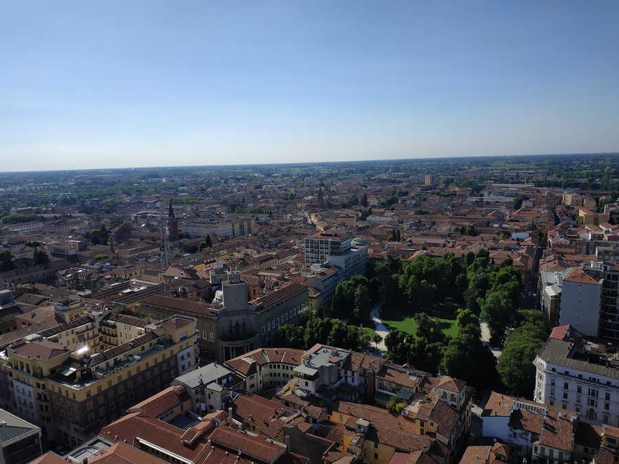 19_view_from_torrazzo.jpg