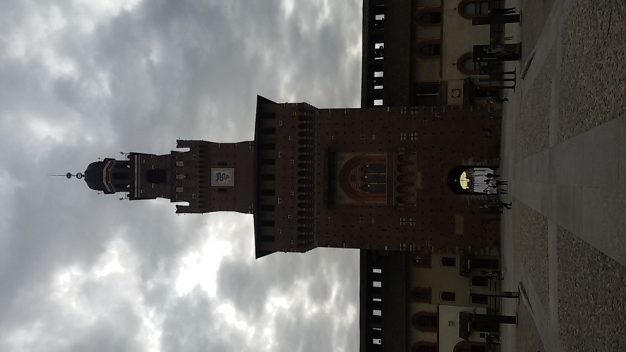 11_castello_sforzesco.jpg