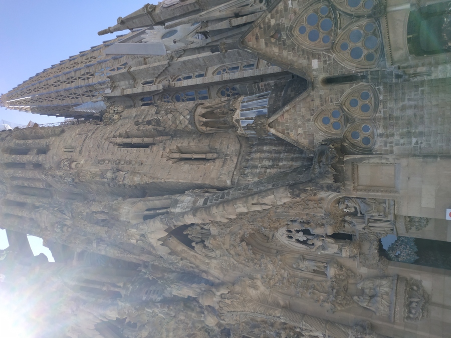 08_sagrada_familia.jpg