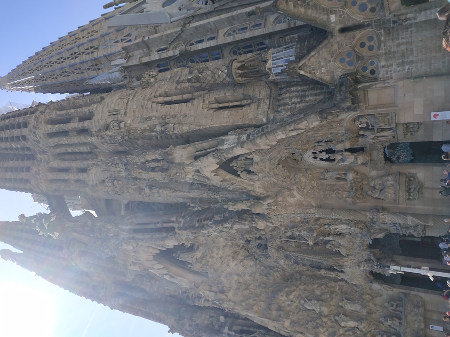 09_sagrada_familia.jpg