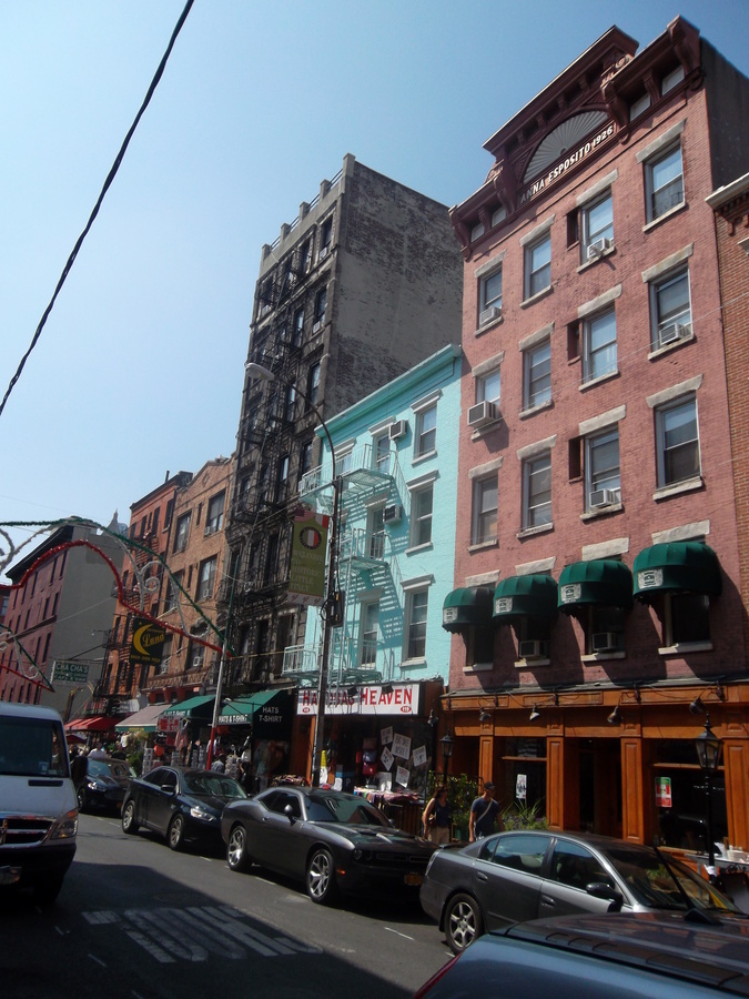 070_little_italy.jpg