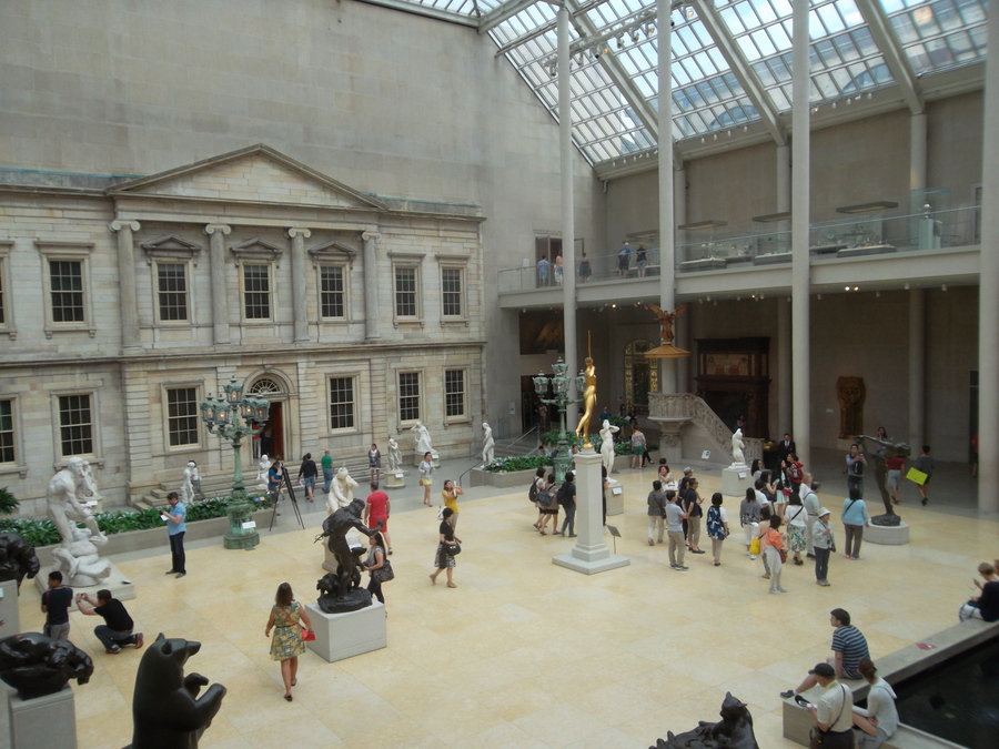 30_met_hall.jpg