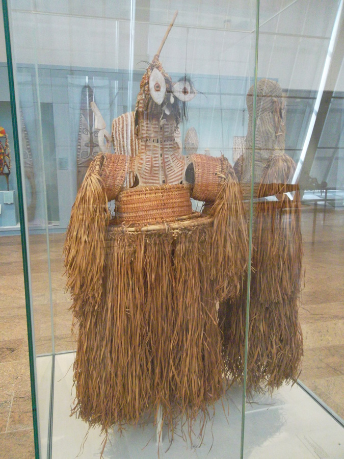 33_body_masks_papua_new_guinea.jpg